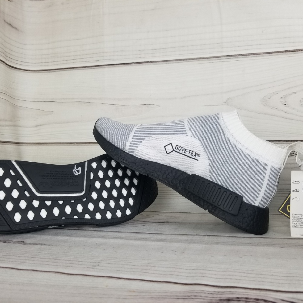 Adidas GORE TEX City Socks White Black Mens 10.5